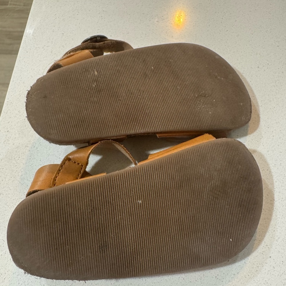 Toddler Brown Leather Sandals with Buckle - Picture 2 of 2